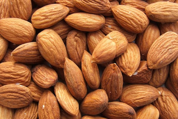 تصویر 1 از خرید مغز بادام درجه یک + قیمت فروش استثنایی